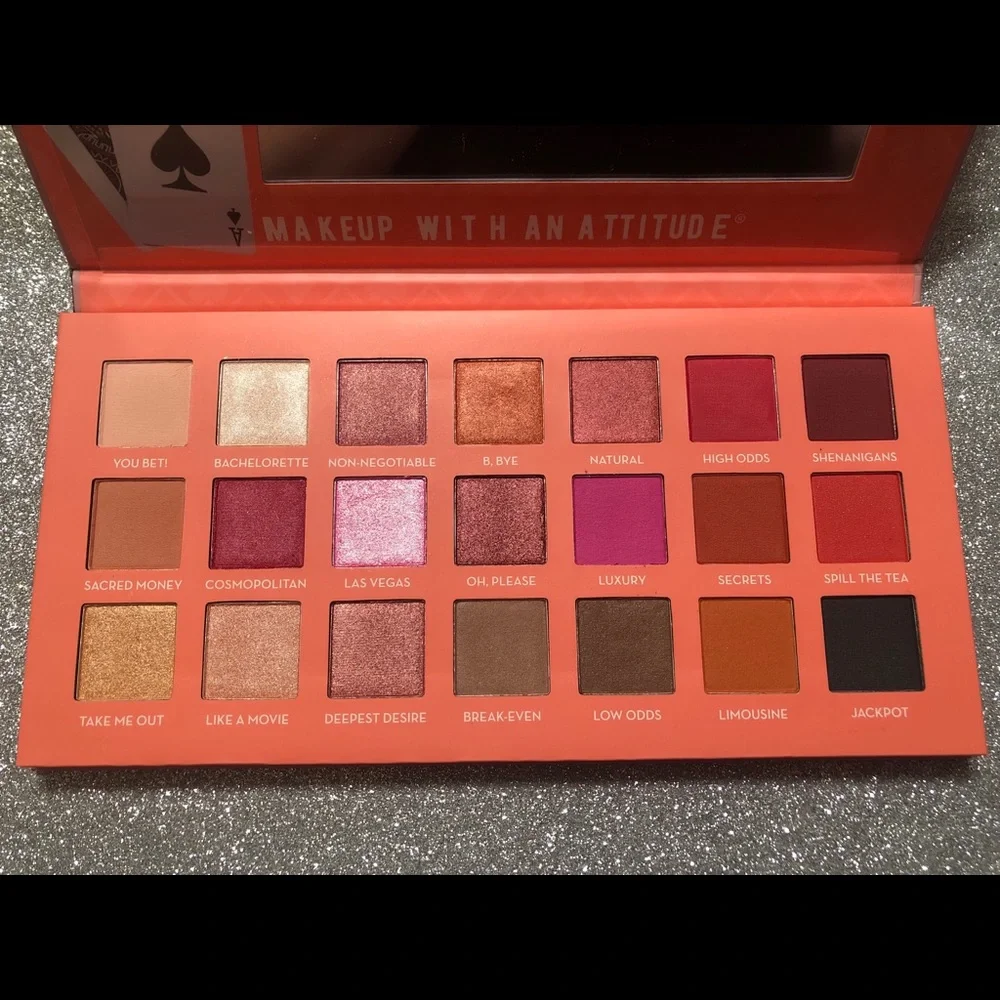 BNIB! RUDE Blackjack 21 Eyeshadow 🎨 in Mean Girl